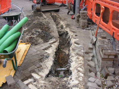 fibre cable trenching, fibre optic cable trench